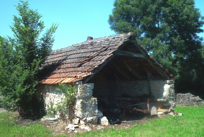 01 four leygonie avant restauration.jpg